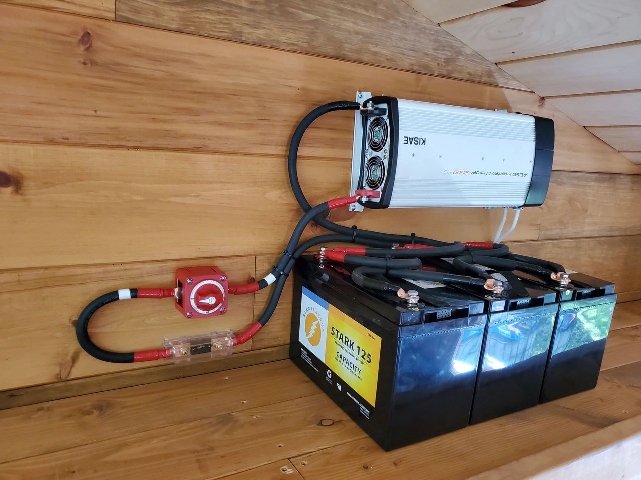 Onduleur et banc de batteries